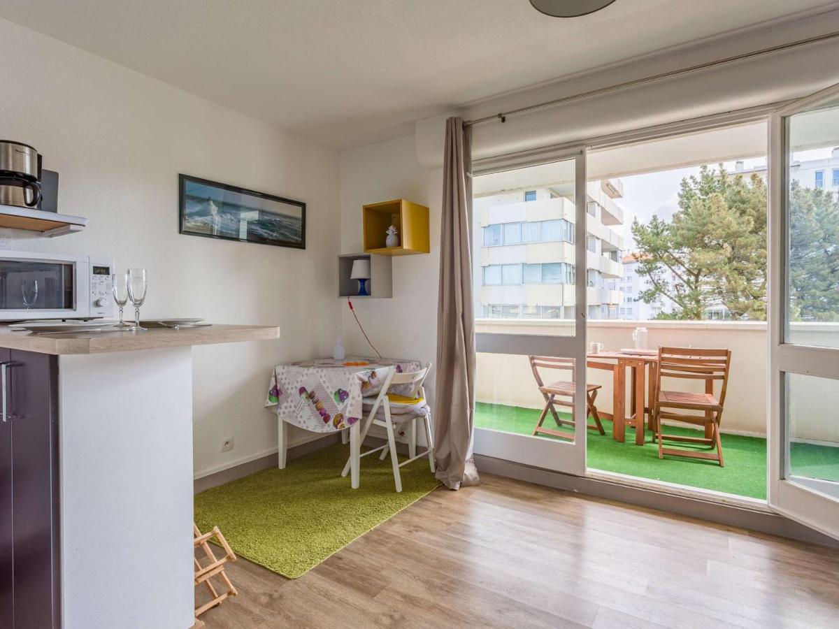 Apartamento Studio Moderne 2* Avec Balcon, Parking, Wi-Fi - Quartier Larochefoucauld A Biarritz - Fr-1-3-487 Exterior foto